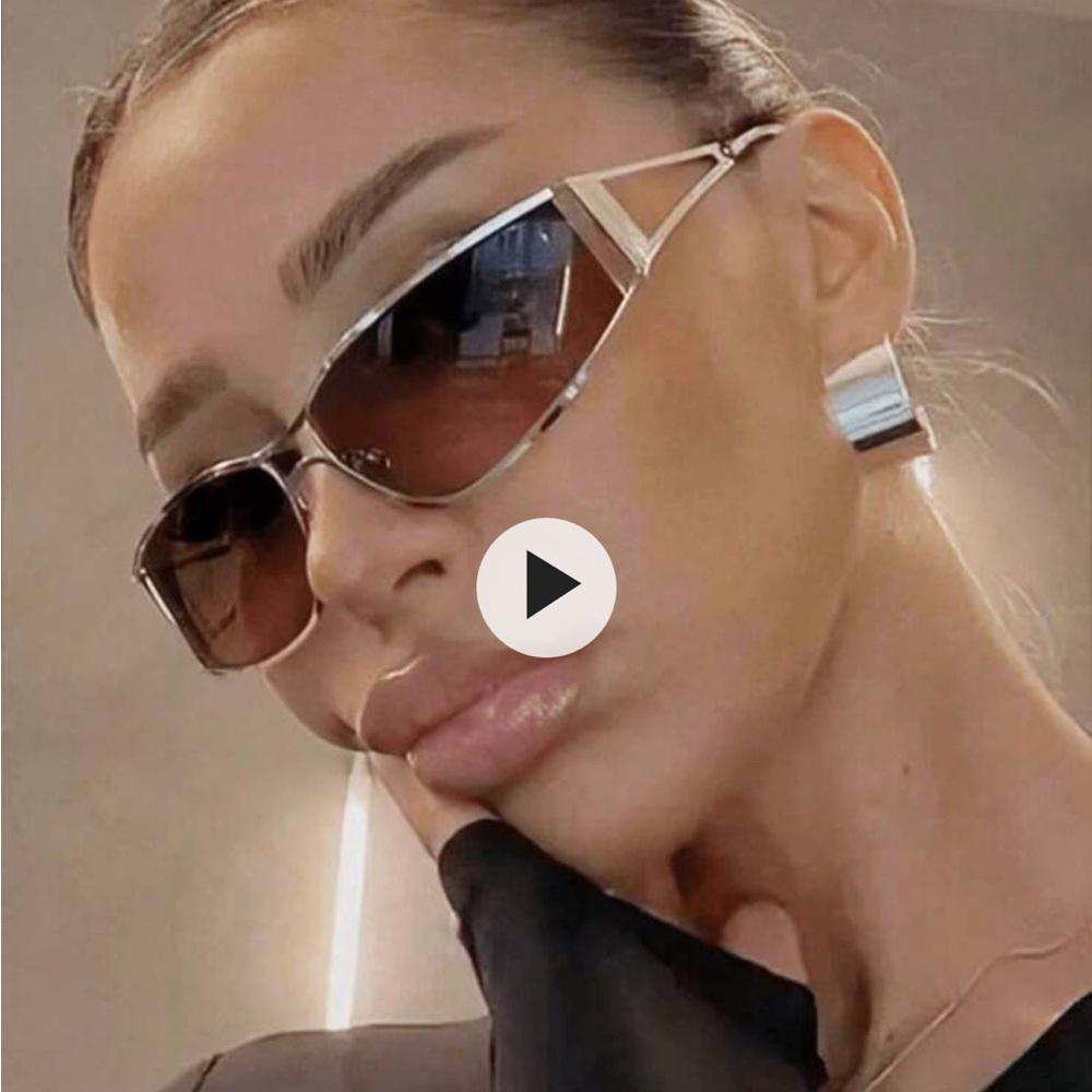 New Designer-Inspired Gold Frame Brown Lens Sunglasses for Women